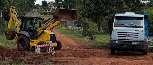PUERTO RICO: Avanza la red cloacal y la urbanización en el barrio Los Lapachos