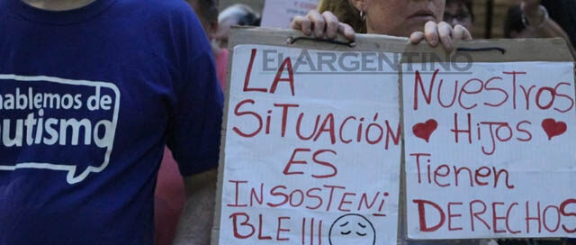 Reclamo en el Día de la Discapacidad por la falta de aplicación de la Ley de Emergencia